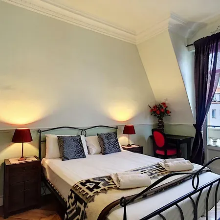 Nestor&Jeeves - Traveller - Central - By Train Station - Top Floor Nice